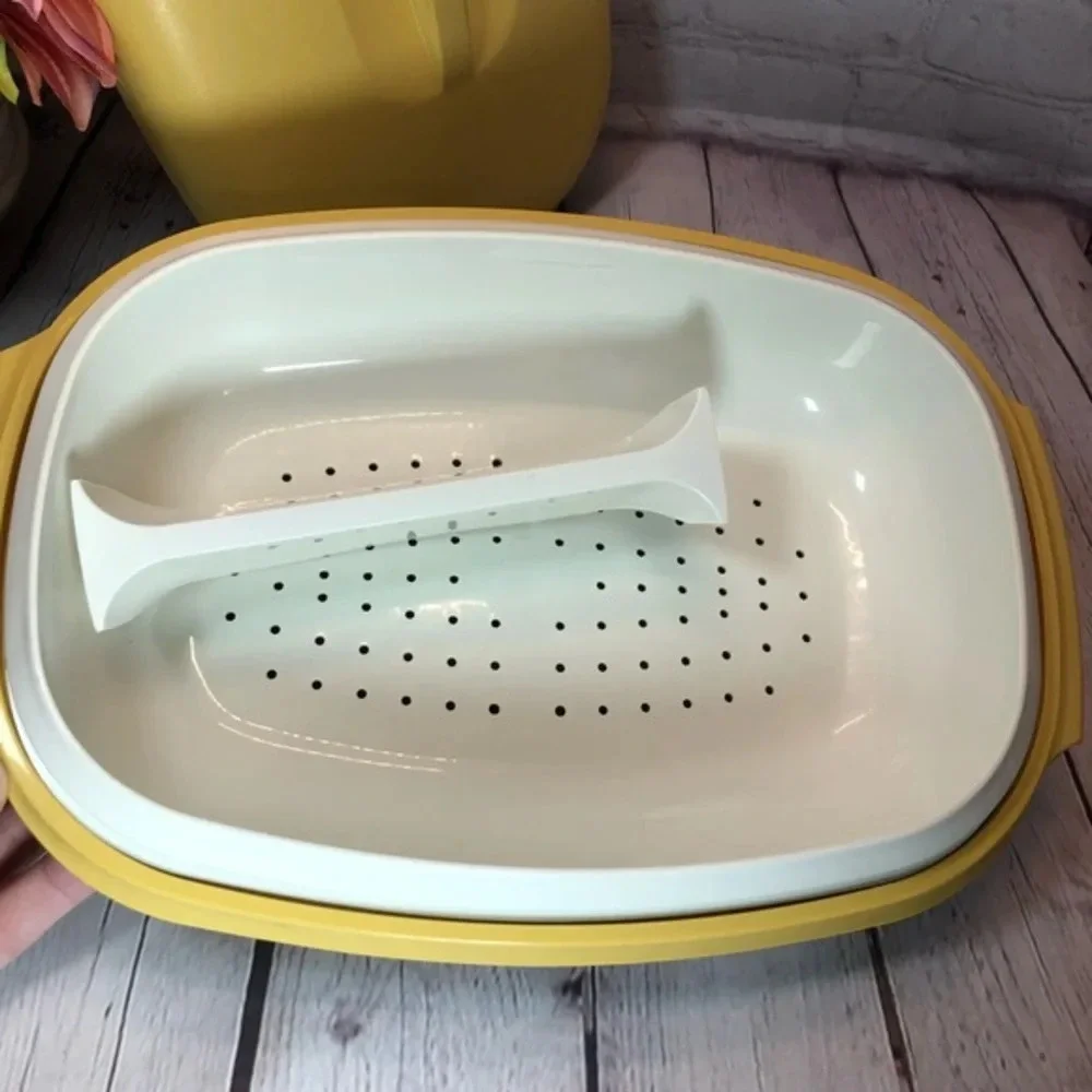Vintage Tupperware Meals in Minutes set harvest gold